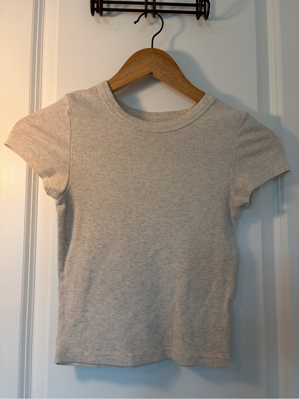 American Eagle Cream Heather Ribbed Short Sleeve Baby Tee S